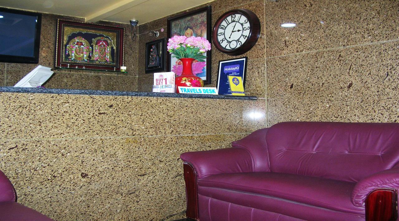 ホテル Athidhi Residency ティルパティ エクステリア 写真