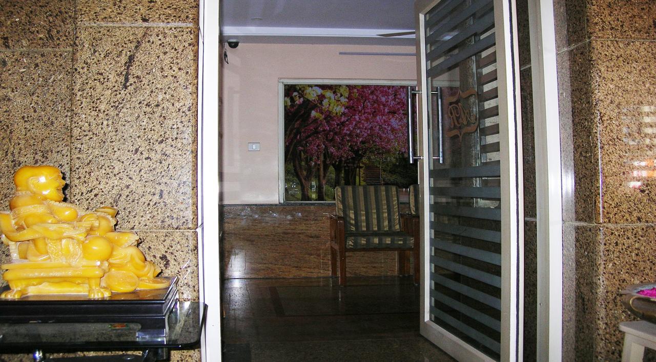 ホテル Athidhi Residency ティルパティ エクステリア 写真